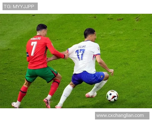 荣耀与梦想交汇之地足球领奖杯背后的故事与传奇